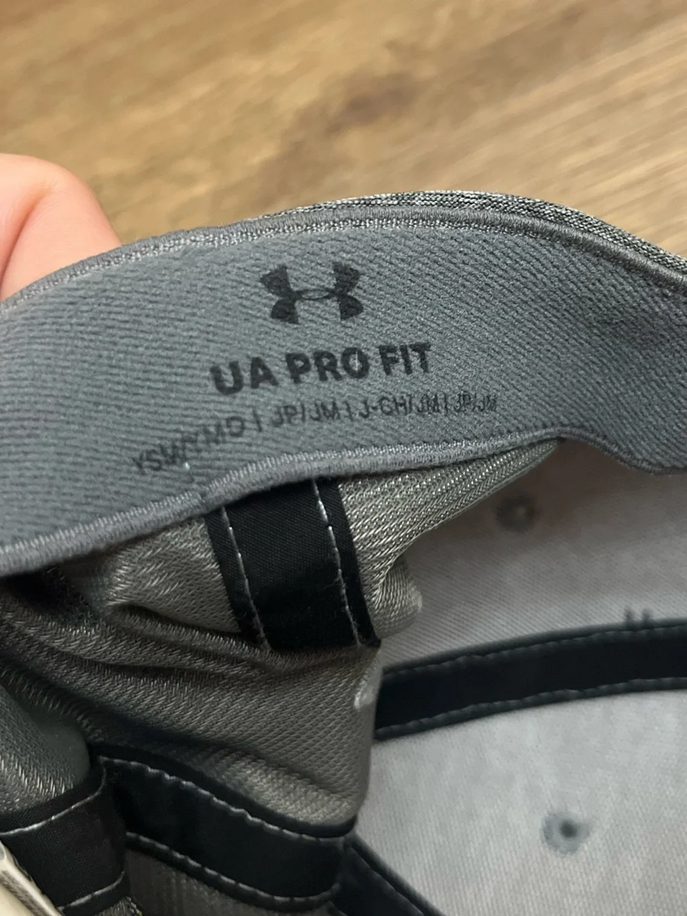 Youth Under Armour Heather Gray and Black Performance Baseball Cap